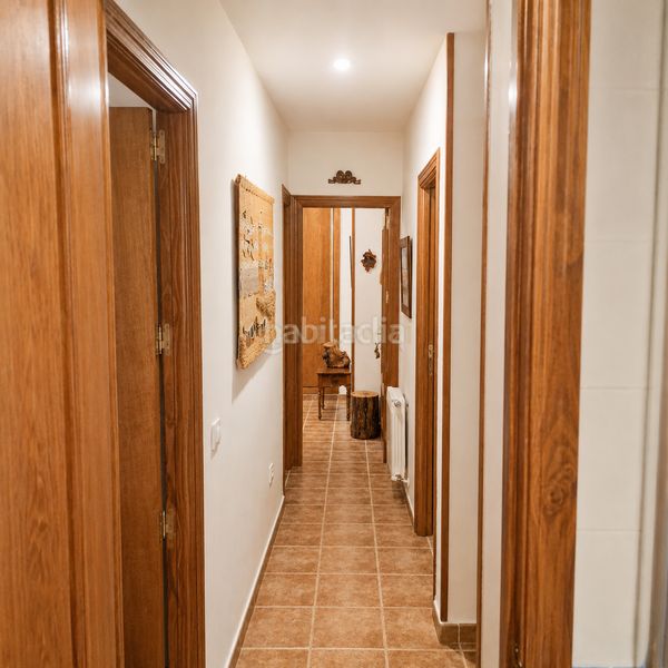 Foto eaa835be-1d5e-45e5-bcf6-992638b0d3e7. Casa a Erustes