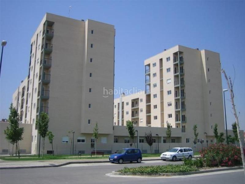 Foto 9e7772c7-0e37-46a3-b5d7-8b73371bd66f. Affitto locale commerciale in calle del dieciséis de julio 31 in Zaragoza