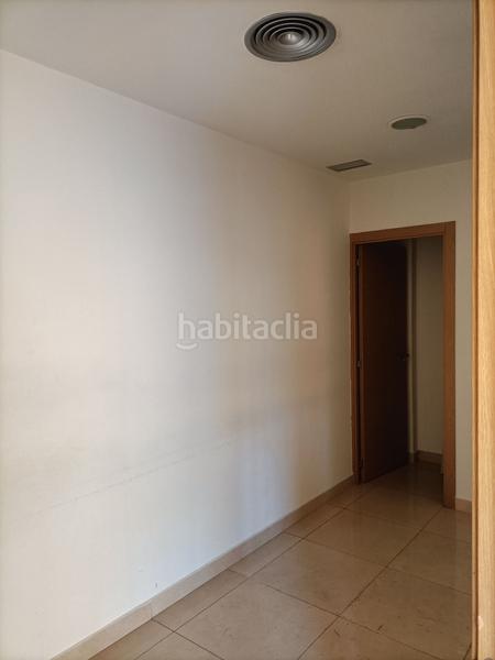 Foto 6a3df591-584e-4be0-8a92-6c8c6c4e3459. Miete geschäftsraum in calle de benito pérez galdós 2 in Utebo