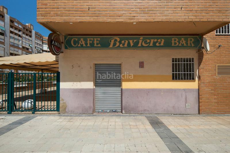 Foto 3cc88898-712b-4f3d-aa06-548e70c9753c. Alquiler local comercial en calle de antón garcía abril 37 en Zaragoza