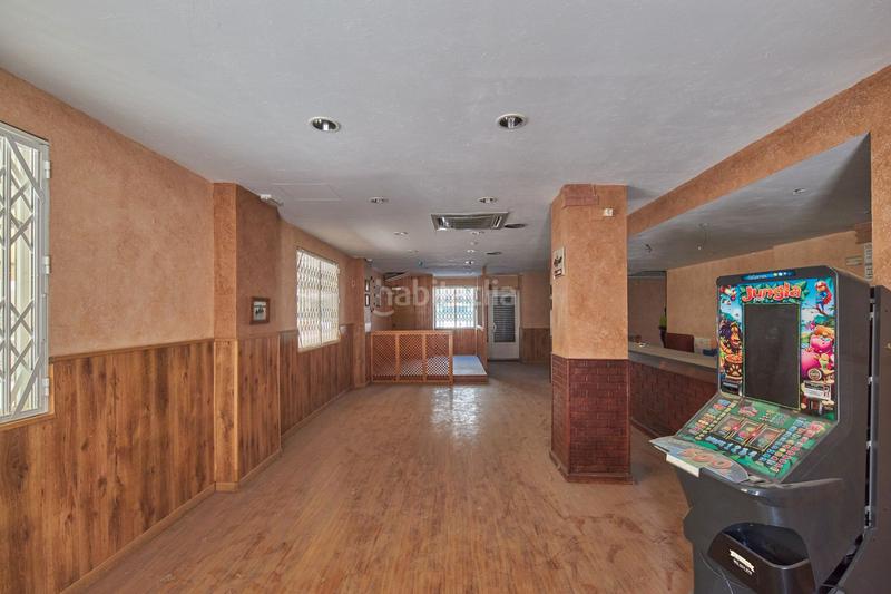 Foto 53562bd0-ac56-4eff-971f-3b564e31fbeb. Lloguer local comercial a calle de antón garcía abril 37 a Zaragoza