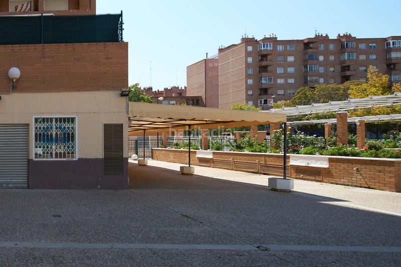 Foto 270efe9a-8513-489e-88d5-a74fb81927ce. Location local commercial dans calle de antón garcía abril 37 dans Zaragoza