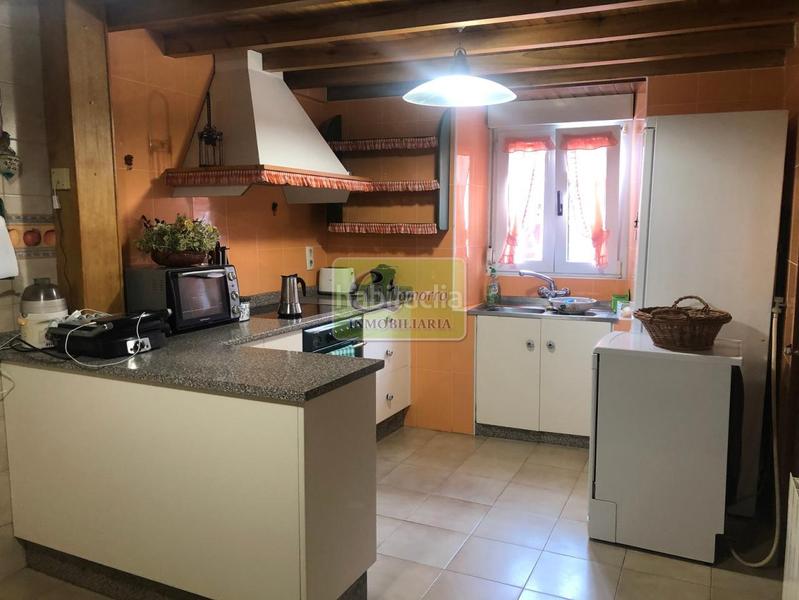 Foto 61b2a66b-6164-4349-a2cd-61ef6fca9f6b. Casa en A Malata - Catabois - Ciudad Jardín Ferrol