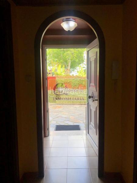 Foto bbf8fe1b-5403-4b08-9325-0d753faa52eb. Casa en A Malata - Catabois - Ciudad Jardín Ferrol