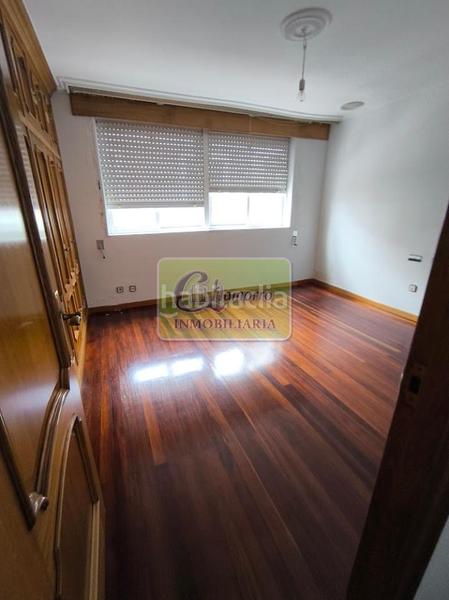 Foto 930a7b0a-eb7a-4fb7-8900-b467af737c08. Piso en Centro Ferrol