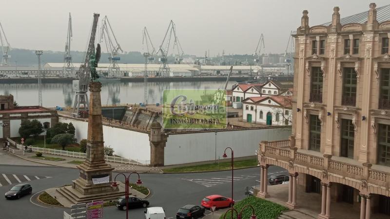 Foto b25ba019-63fe-4a88-abc7-472e71f16602. Piso en Centro Ferrol