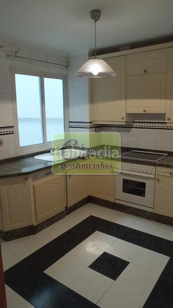 Foto bd37581b-b084-4434-86ee-0302fe658f48. Piso en Centro Ferrol
