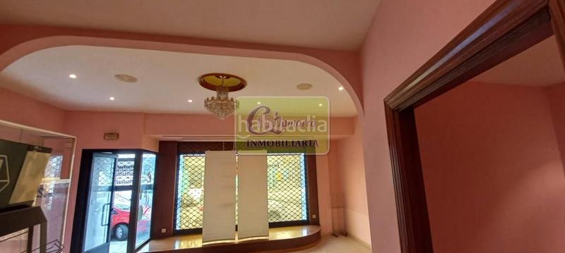 Foto 3d191a29-403c-4d88-b1e0-b5e698b2966b. Affitto locale commerciale con riscaldamento in Plaza de España Ferrol