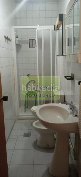 Foto 7e4f461f-6496-49aa-86fc-25b70b2d8d8c. Casa amb calefacció aparcament a A Malata - Catabois - Ciudad Jardín Ferrol