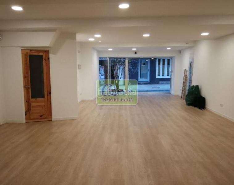 Foto e67e0004-9d2d-42a8-a8ba-eab98e9c6735. Local comercial en Centro Ferrol