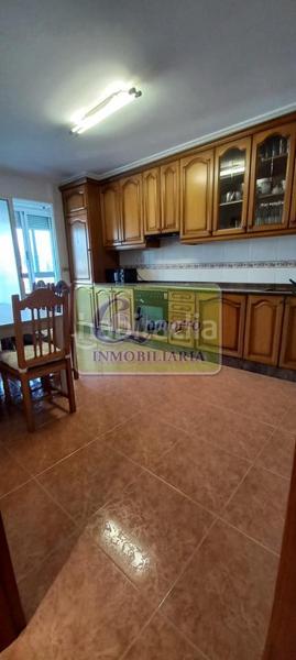 Foto 43ca07cb-16f0-47e0-b9ef-9b8fb6e13b43. Affitto appartamento con riscaldamento in A Malata - Catabois - Ciudad Jardín Ferrol