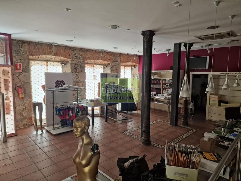 Foto cbf78963-9e9e-4658-b31b-9ad7b23f141b. Local comercial a Centro Ferrol