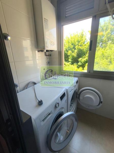 Foto d296e0cd-9c8b-44ce-afc5-050d9492474f. Zweistöckige wohnung mit heizung parking in Alto del Castaño Narón