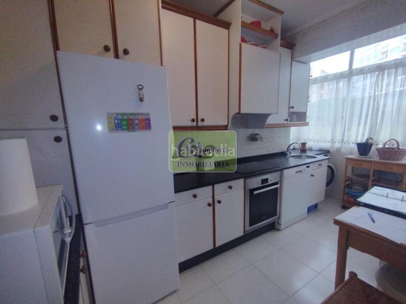 Foto c232ca44-7e2e-407e-9c33-6b14a3a61c65. Piso en Centro Ferrol
