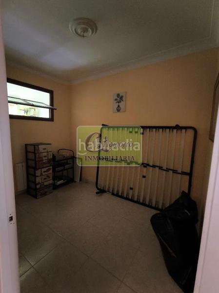 Foto 4c7c877e-8f7c-4f60-b917-b3c1241f60d5. Appartamento con parcheggio in Centro Ferrol