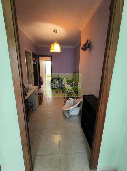 Foto fa0b3d87-7db6-484a-9120-76c60087536d. Pis amb aparcament a Centro Ferrol