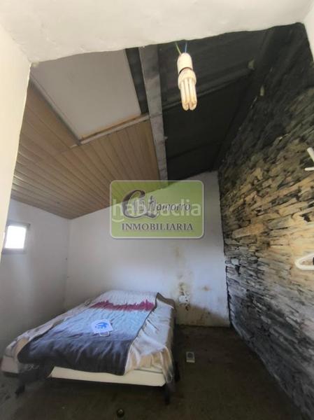 Foto 0e39f764-6e7d-4439-b9b0-49f0f0fd5325. Casa amb calefacció a Valdoviño