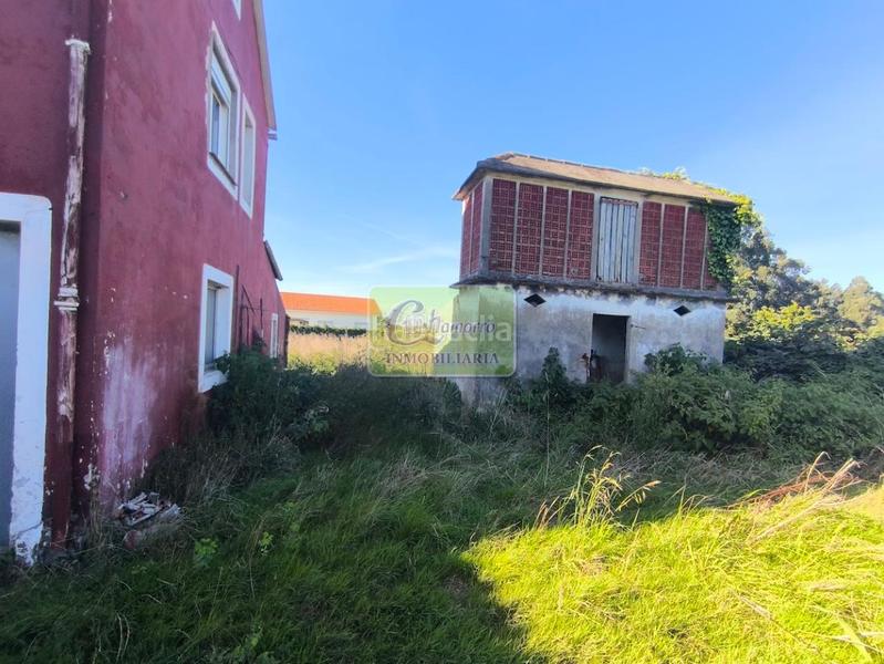 Foto 7413161f-507c-477d-b24f-ddba5792ea40. Casa amb calefacció a Valdoviño