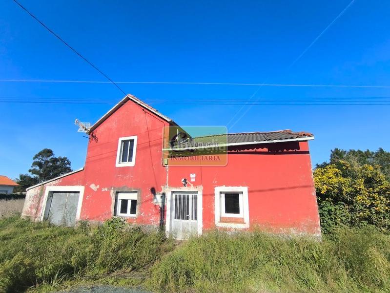 Foto ab9e98f3-d665-43e8-b8c2-4a75c89ad5b3. Casa amb calefacció a Valdoviño