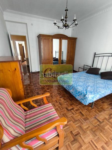 Foto 31520415-c46c-4d8d-9196-6d0321095d6c. Rent flat with heating in Centro Ferrol