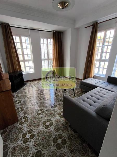 Foto 6c445c66-7a1f-4cb5-b4ad-592d6bbfb740. Rent flat with heating in Centro Ferrol