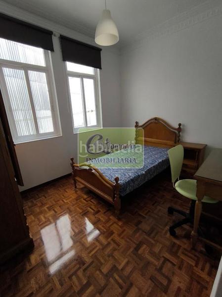 Foto ac01ceab-caac-4d91-8a69-965ed5175940. Rent flat with heating in Centro Ferrol
