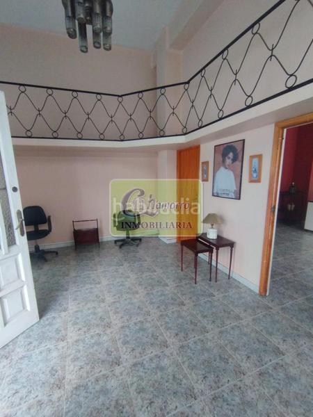 Foto 06360744-3c7e-4914-9d10-90d175007900. Locale commerciale in Mugardos