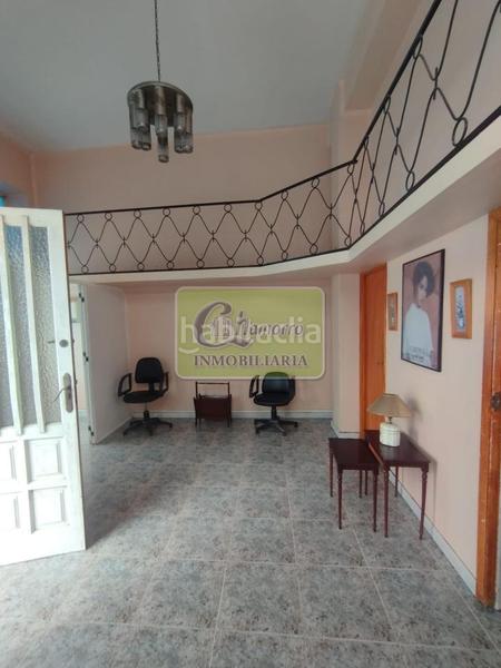 Foto f947f27c-5d71-4374-ba99-e870d766e6d6. Locale commerciale in Mugardos