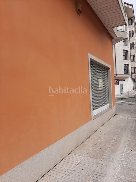 Foto 80b72305-de5d-40f9-8c7b-b69ec30aae8e. Local comercial a O Milladoiro Ames
