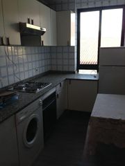 Lloguer Apartament  R�a da poza de bar. Apartamento poza de bar por curso universitario