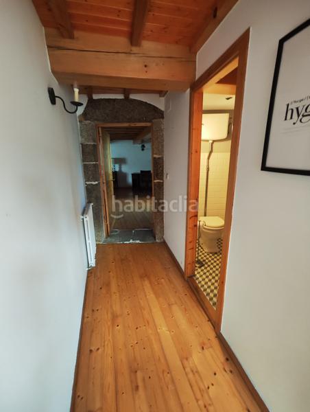 Foto 613ec360-c2b8-47af-9135-743f3b19de48. House with fireplace heating in Parroquias de Santiago Santiago de Compostela