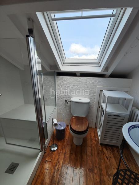 Foto a35f0d41-16bd-4142-9809-5733f1ecce82. House with fireplace heating in Parroquias de Santiago Santiago de Compostela