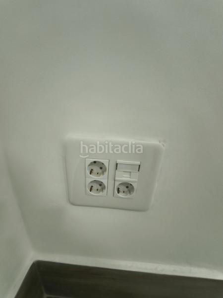 Foto d1f46303-2d2b-4f14-8e4d-f5a8b31c051c. Alquiler local comercial  centrico para actividad profesional en Santiago de Compostela