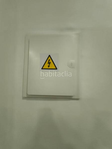Foto e6f4dc33-85c4-4ff6-a06d-14a22e87298c. Alquiler local comercial  centrico para actividad profesional en Santiago de Compostela