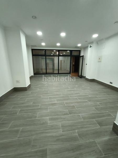Foto fc1c98da-4ae0-45ee-b23d-52acf0de4289. Alquiler local comercial  centrico para actividad profesional en Santiago de Compostela