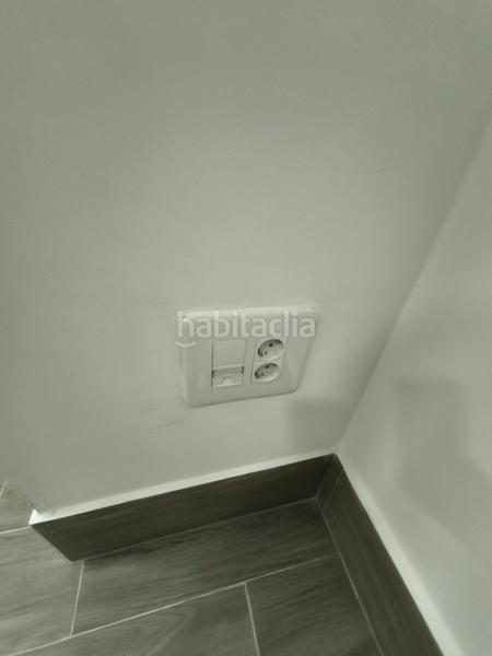 Foto bc34765f-b305-4838-a4dd-edcb7786a3b8. Lloguer local comercial a Ensanche - Sar Santiago de Compostela