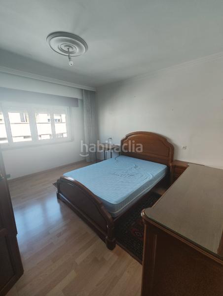 Foto 66b8872a-cd66-4b6a-a397-963e9a928e90. Rent flat with heating in Ensanche - Sar Santiago de Compostela