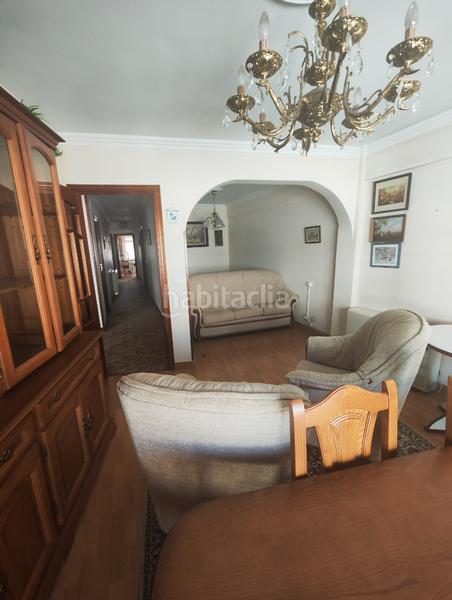 Foto 7c434cdd-86b9-4d81-adb8-d2ecc6e914cb. Rent flat with heating in Ensanche - Sar Santiago de Compostela