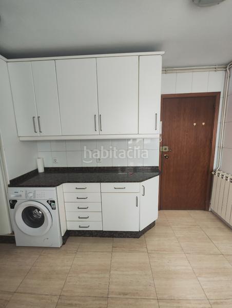 Foto a087f505-c5ef-4033-af6d-c8d9efa82bc0. Piso  en el ensanche con plaza de garaje en Ensanche - Sar Santiago de Compostela