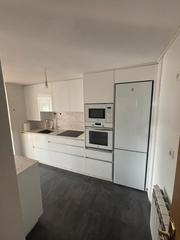 Pis a Castiñeiriño - Cruceiro de Sar. Piso en venta en zona castiñeiriño