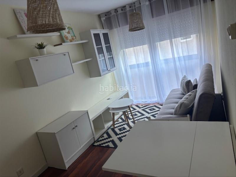 Foto c9e15589-d005-43e5-8c5a-09de49271f17. Lloguer apartament amb calefacció aparcament a Campus Sur - Santa Marta Santiago de Compostela