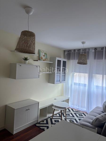 Foto d789077e-b31b-4f41-930b-ffda483a3762. Rent apartment with heating parking in Campus Sur - Santa Marta Santiago de Compostela