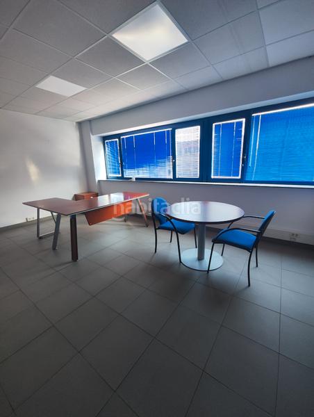 Foto 23688bfe-b196-4490-83f7-1dd856fe0cbc. Alquiler oficina  en el poligono del tambre en Santiago de Compostela