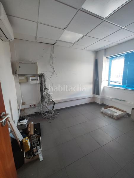 Foto 27a844ef-dba6-456d-925e-632241f2e7d6. Alquiler oficina  en el poligono del tambre en Santiago de Compostela