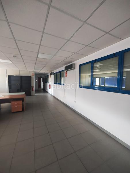 Foto 1594c355-b690-41eb-b9a0-bf57cb371c51. Miete büro mit heizung in Campus Norte - San Caetano Santiago de Compostela