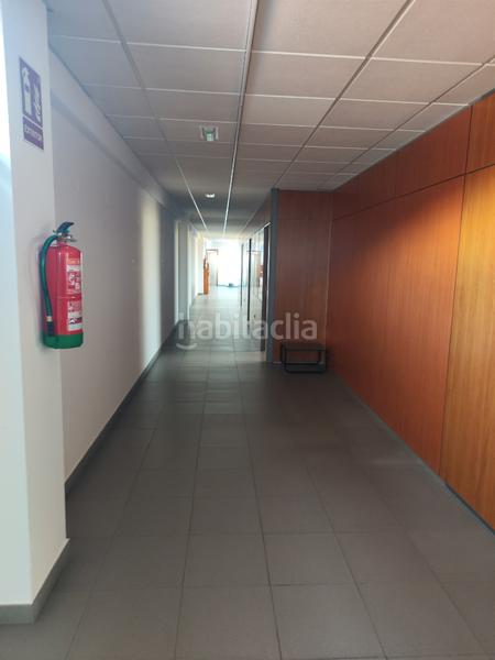 Foto 4a79e31a-7ae3-464f-944b-b141a1872c98. Miete büro mit heizung in Campus Norte - San Caetano Santiago de Compostela