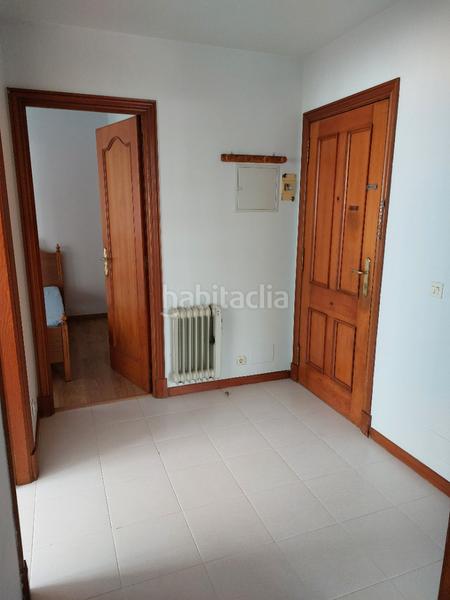 Foto 303a63eb-8516-4ba4-9f9e-f3147e714338. Alquiler apartamento  zona santa marta en Santiago de Compostela
