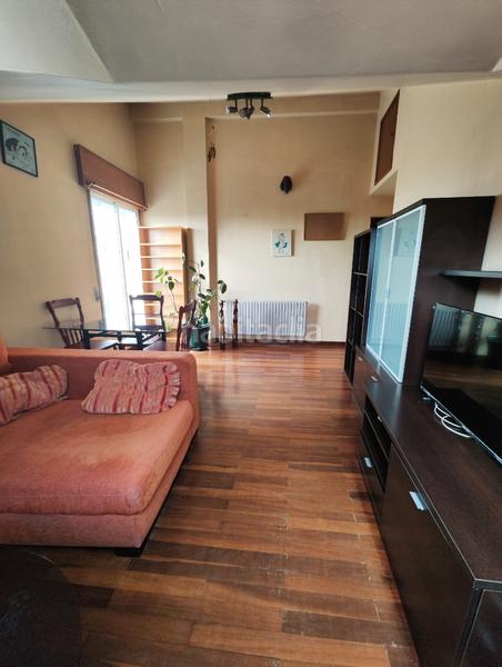 Foto 581d2c3f-8121-48cd-926e-a0f52163bdb8. Location appartement avec chauffage parking dans Concheiros - Fontiñas Santiago de Compostela