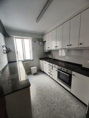 Miete Etagenwohnung  Rúa da rosa. Piso centrico sin muebles