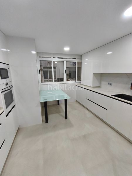 Foto 4ca7c7b1-b0ad-4e6d-acc3-f4d8aed999e9. Rent flat with heating parking in O Milladoiro Ames